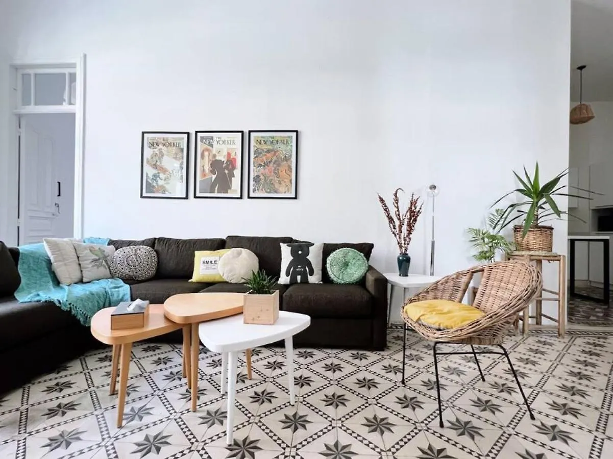 Vintage Apt 4Br Mar Mikhael Beirut 0*,