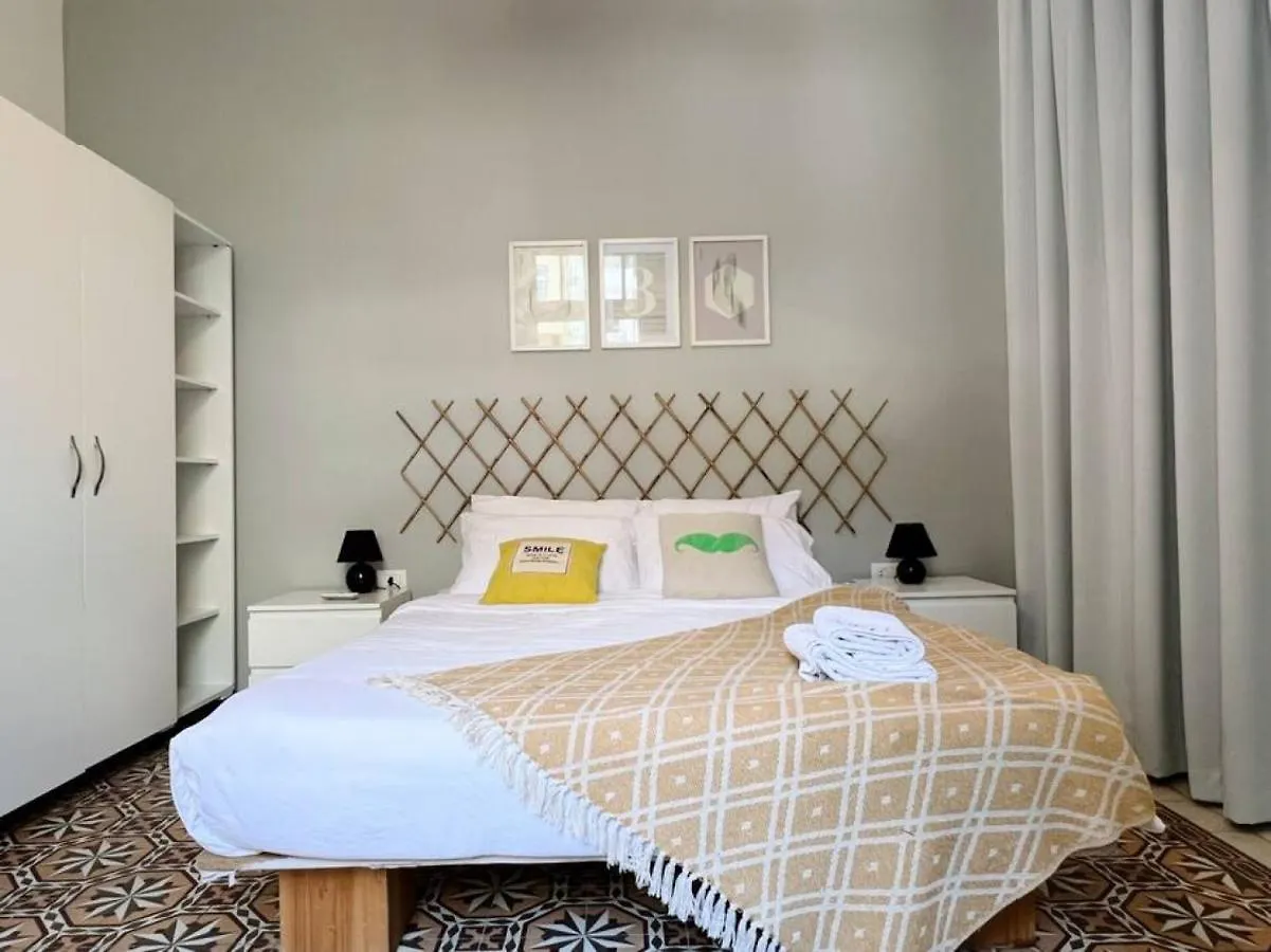 Vintage Apt 4Br Mar Mikhael Bejrut 0*,  Liban